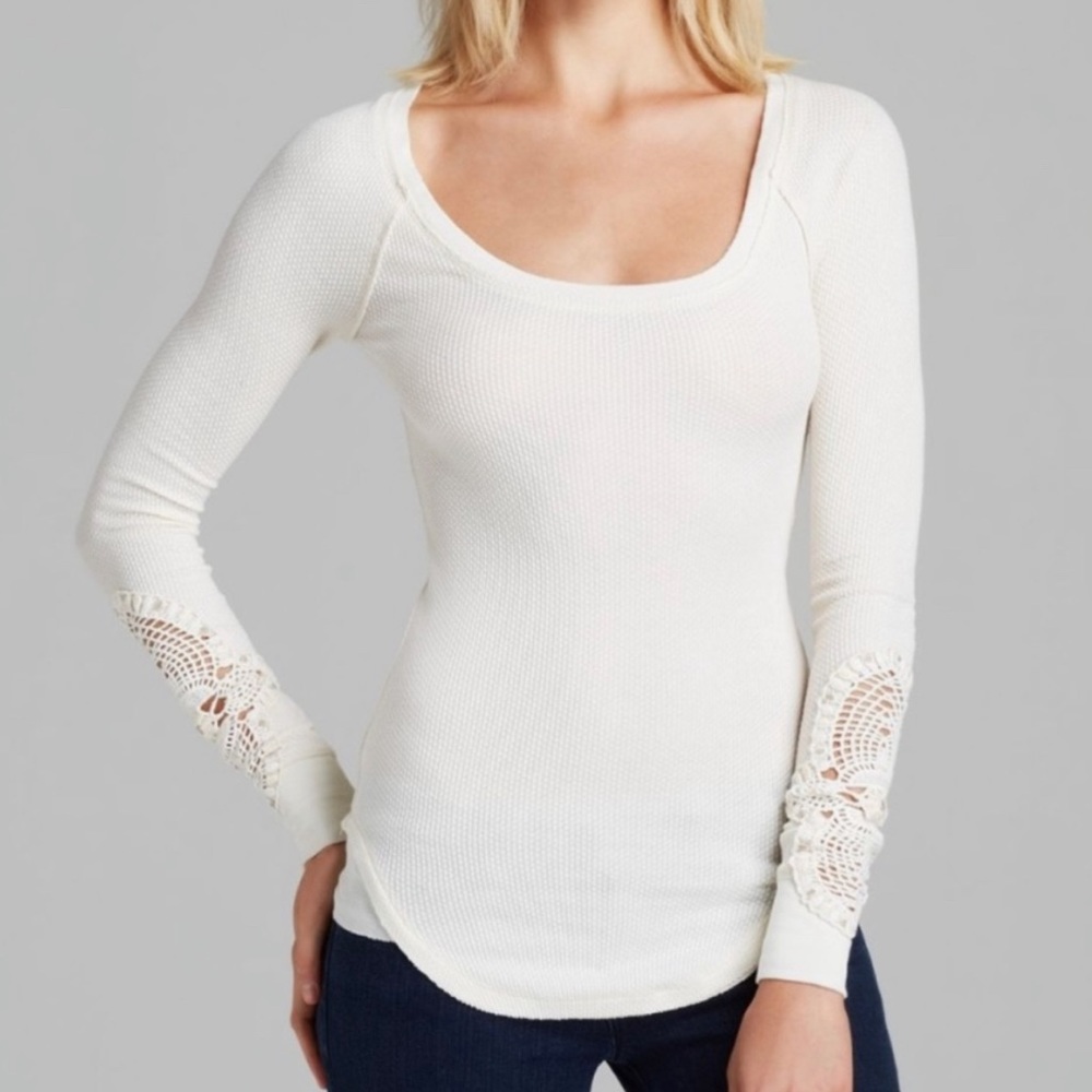 Free People • Synergy Cuff Thermal Ivory Crochet Size M